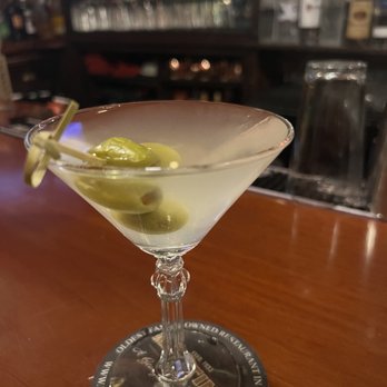 Martin's Tavern - Perfect dirty Gin Martini - Breakfast & Brunch Near Me - Washington, DC, District of Columbia Martin's Tavern - Perfect dirty Gin Martini - Breakfast & Brunch Near Me - Washington, DC, District of Columbia