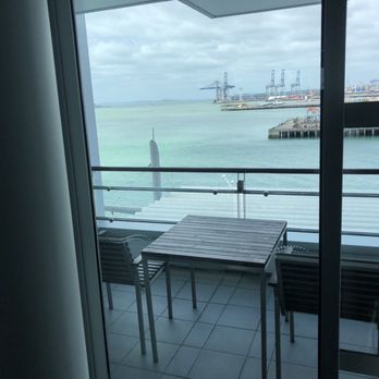 Hilton Auckland - Harbor view room - Hotels Near Me - Auckland, AUK Hilton Auckland - Harbor view room - Hotels Near Me - Auckland, AUK
