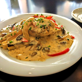 Nineteen10 - Smothered Chicken, delicious. - Cocktail Bars Near Me - Kent, Ohio