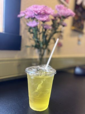 Rose La Moon Thai Food & Desserts by null