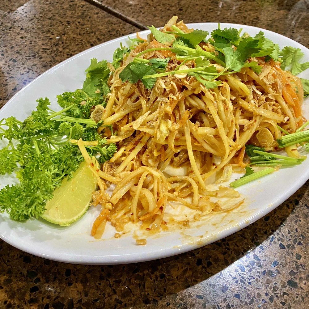 MingalaBar Burmese Kitchen - Papaya salad (spicy) - Burmese Near Me - Urbandale, Iowa MingalaBar Burmese Kitchen - Papaya salad (spicy) - Burmese Near Me - Urbandale, Iowa