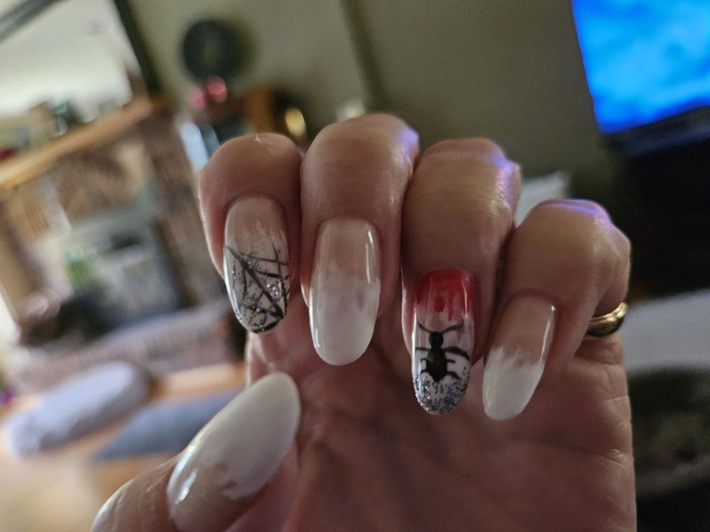 VICKI NAILS Updated August 2024 7628 S Westnedge Ave, Portage