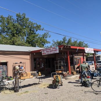 City Line Pawn - Outdoor displays - Pawn Shops Near Me - Las Cruces, New Mexico City Line Pawn - Outdoor displays - Pawn Shops Near Me - Las Cruces, New Mexico