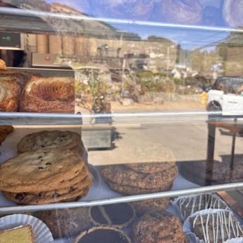 Parkside Cafe - American Near Me - Stinson Beach, California Parkside Cafe - American Near Me - Stinson Beach, California