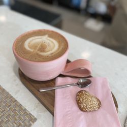 Cafe Olivia - Mocha Noir + complimentary cookie