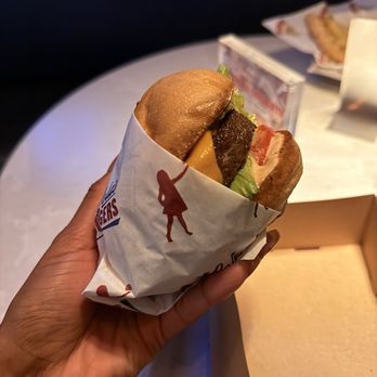 Lola's Burgers - IMPOSSIBLE BURGER - Burgers Near Me - Las Vegas, Nevada