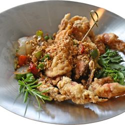 Supreme Thai Bistro - Soft shell crab prik glur

Crispy, tender, and full of flavor! Dive into our special soft shell crab dish today at Supreme Thai Bistro.