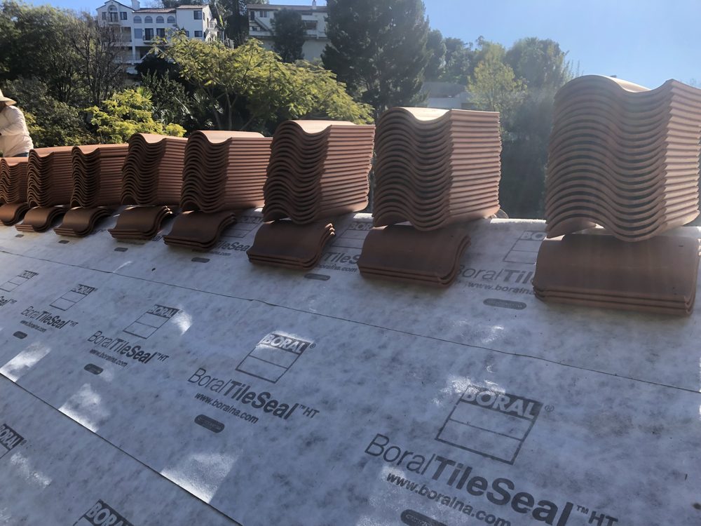 Slide of Top Elite Roofing