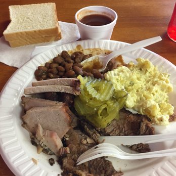 Lost Pines Bar-B-Que - Barbeque Near Me - Giddings, Texas