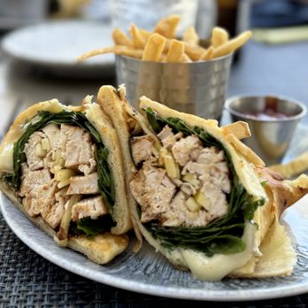 Shooters Waterfront - Apple Brie Chicken Sandwich - New American Near Me - Fort Lauderdale, Florida