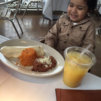 Doce Mesas - Kid friendly. - Mexican Near Me - Dallas, Texas