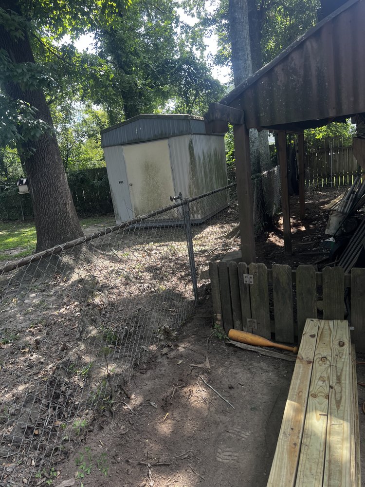 Slide of Miss cruz service cleaning