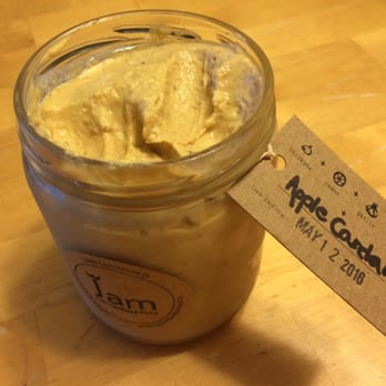 Jamjar Canteen - Apple cardamom hummus: worth taking home - Lebanese Near Me - Vancouver, British Columbia
