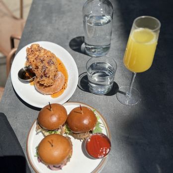 The Duplex - Beef sliders, and chicken and donuts with a mimosa. 10/10 - Lounges Near Me - Chicago, Illinois The Duplex - Beef sliders, and chicken and donuts with a mimosa. 10/10 - Lounges Near Me - Chicago, Illinois