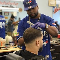 Gus Barber Shop