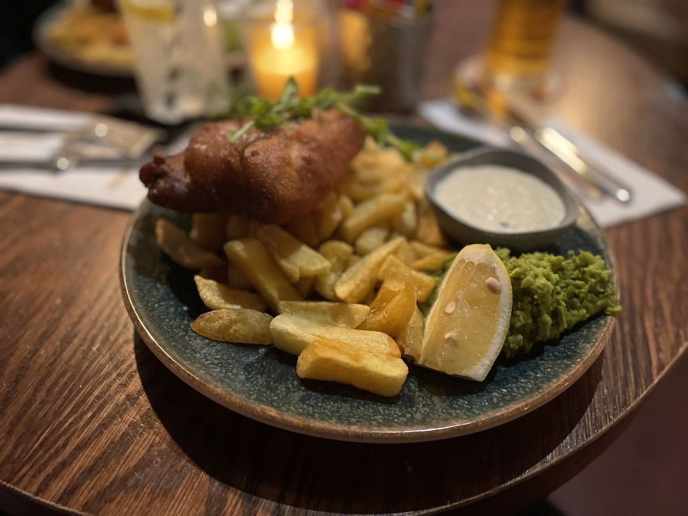 GALLAGHER’S PUB Updated October 2024 134 Photos & 120 Reviews 32