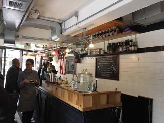 Winstons Coffee (Sai Ying Pun) by null