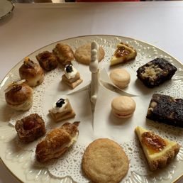 Second tea platter