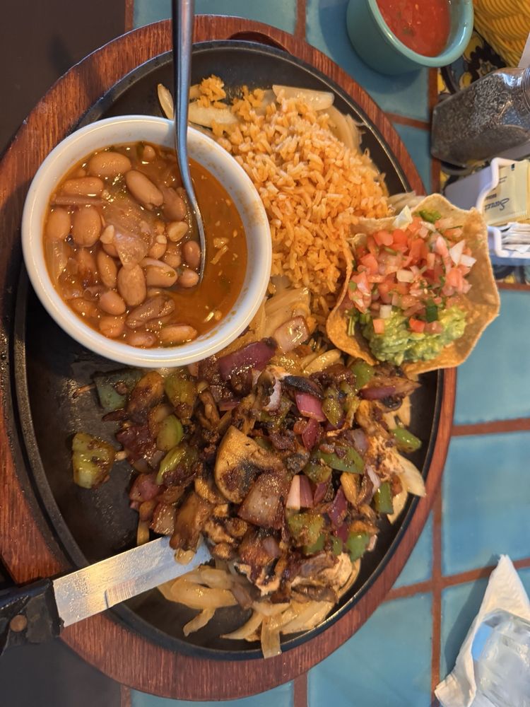 Alejandras Mexican Grill Logo