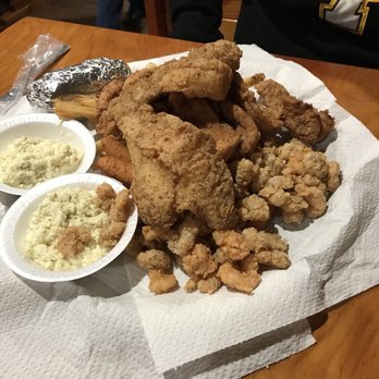 Riverside Fish House - Seafood Near Me - Dallas, North Carolina