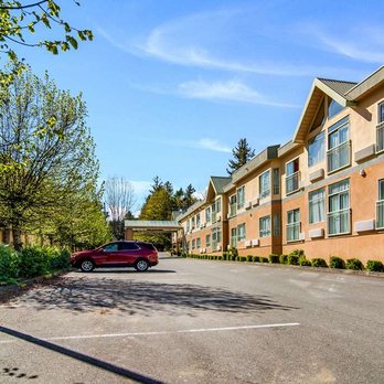 Econo Lodge - Motel Surrey BC Exterior - Hotels Near Me - Surrey, British Columbia Econo Lodge - Motel Surrey BC Exterior - Hotels Near Me - Surrey, British Columbia