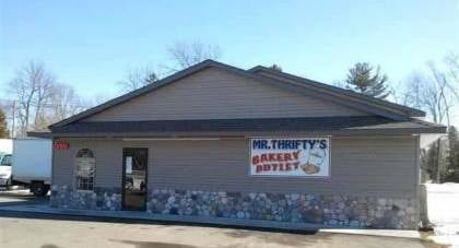 Mr. Thrifty's Bakery Outlet Logo