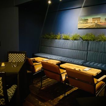 C'est la Vie - Very upscale, interior was cool, lighting and setting - French Near Me - Canton, Georgia