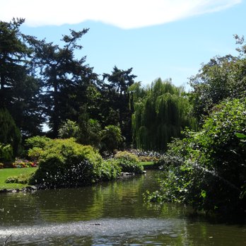 Beacon Hill Park - In the park - Parks Near Me - Victoria, British Columbia