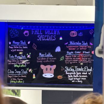 UConn Dairy Bar - Fall drink specials - Ice Cream & Frozen Yogurt Near Me - Storrs, Connecticut