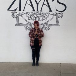 Ziaya's - Mural wall for a great photo op