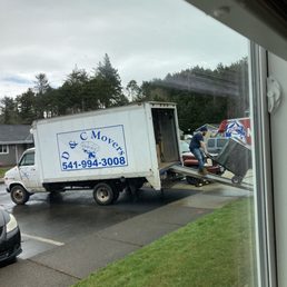 D & C Movers in Lincoln city, Oregon