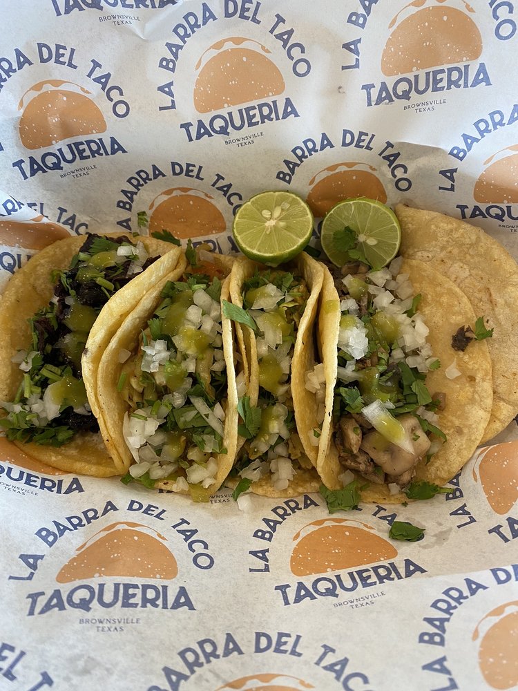 la Barra Del Taco Taqueria Logo