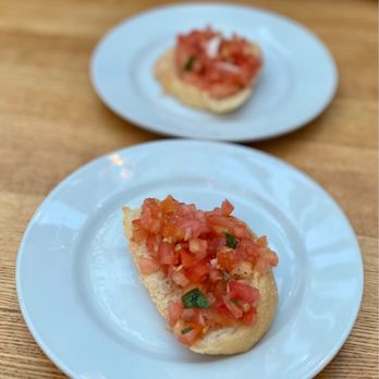 Verde on Smith - Complimentary Bruschetta. - Italian Near Me - Brooklyn, New York Verde on Smith - Complimentary Bruschetta. - Italian Near Me - Brooklyn, New York