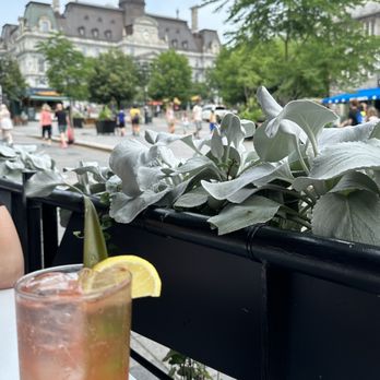 Maggie Oakes - Seafood Near Me - Montreal, Quebec Maggie Oakes - Seafood Near Me - Montreal, Quebec