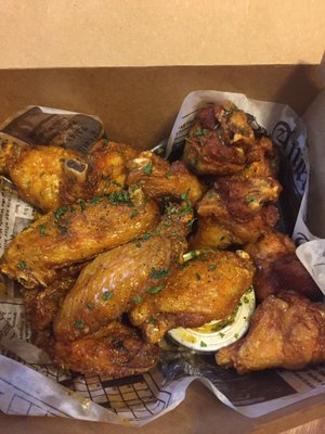 J's Creole Wings Claiborne by null
