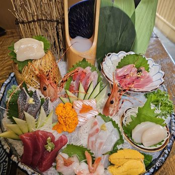 Chubby Sushi & Ramen - Chubby Sashimi Deluxe Set - Sushi Bars Near Me - Brea, California