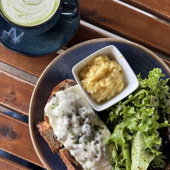 smallSUGAR - Mushroom tartine - Coffee & Tea Near Me - Columbia, South Carolina