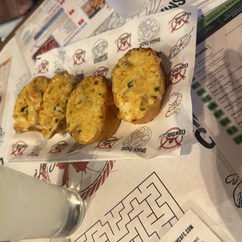 Crawfish Cafe - DELICIOUS Crawfish Cheese Bread - Seafood Near Me - Houston, Texas