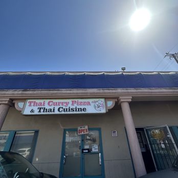 Thai Curry Pizza - Pizza Near Me - Long Beach, California Thai Curry Pizza - Pizza Near Me - Long Beach, California