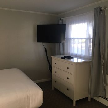 Kittery Inn and Suites - Hotels Near Me - Kittery, Maine Kittery Inn and Suites - Hotels Near Me - Kittery, Maine
