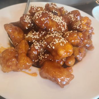 Little Wok Wicker Park - Sesame Chicken - Asian Fusion Near Me - Chicago, Illinois Little Wok Wicker Park - Sesame Chicken - Asian Fusion Near Me - Chicago, Illinois