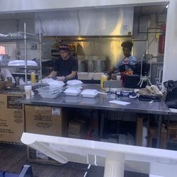 JB's Seafood Market - The crew husseling