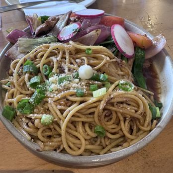 Flama Llama - Garlic noodle with chicken - Latin American Near Me - San Diego, California Flama Llama - Garlic noodle with chicken - Latin American Near Me - San Diego, California