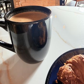 Haraz Coffee House Orlando - Harazi Mufawar and almond croissant - Coffee & Tea Near Me - Orlando, Florida Haraz Coffee House Orlando - Harazi Mufawar and almond croissant - Coffee & Tea Near Me - Orlando, Florida