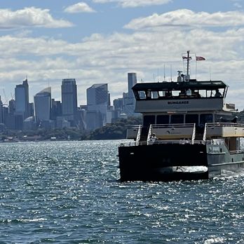 Watsons Bay - Ferry arriving - Local Flavor Near Me - Watsons Bay, NSW Watsons Bay - Ferry arriving - Local Flavor Near Me - Watsons Bay, NSW