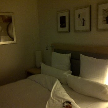 Hilton Dusseldorf - Hotels Near Me - Dusseldorf, NW Hilton Dusseldorf - Hotels Near Me - Dusseldorf, NW