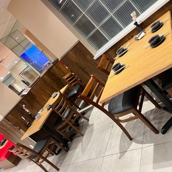 Kumo Sukiyaki - a view of the dining room - Japanese Near Me - Richmond, British Columbia