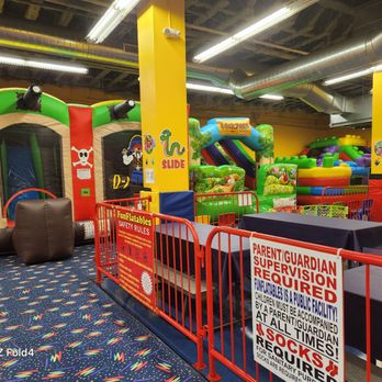 FunFlatables - North Riverside - Kids Activities Near Me - North Riverside, Illinois