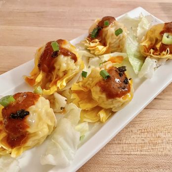 Chang Chang - Chili Wonton Stuffed with Shrimp and Pork with Chili and Pickles - Chinese Near Me - Washington, DC, District of Columbia