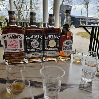 Bluegrass Distillers - Distilleries Near Me - Midway, Kentucky